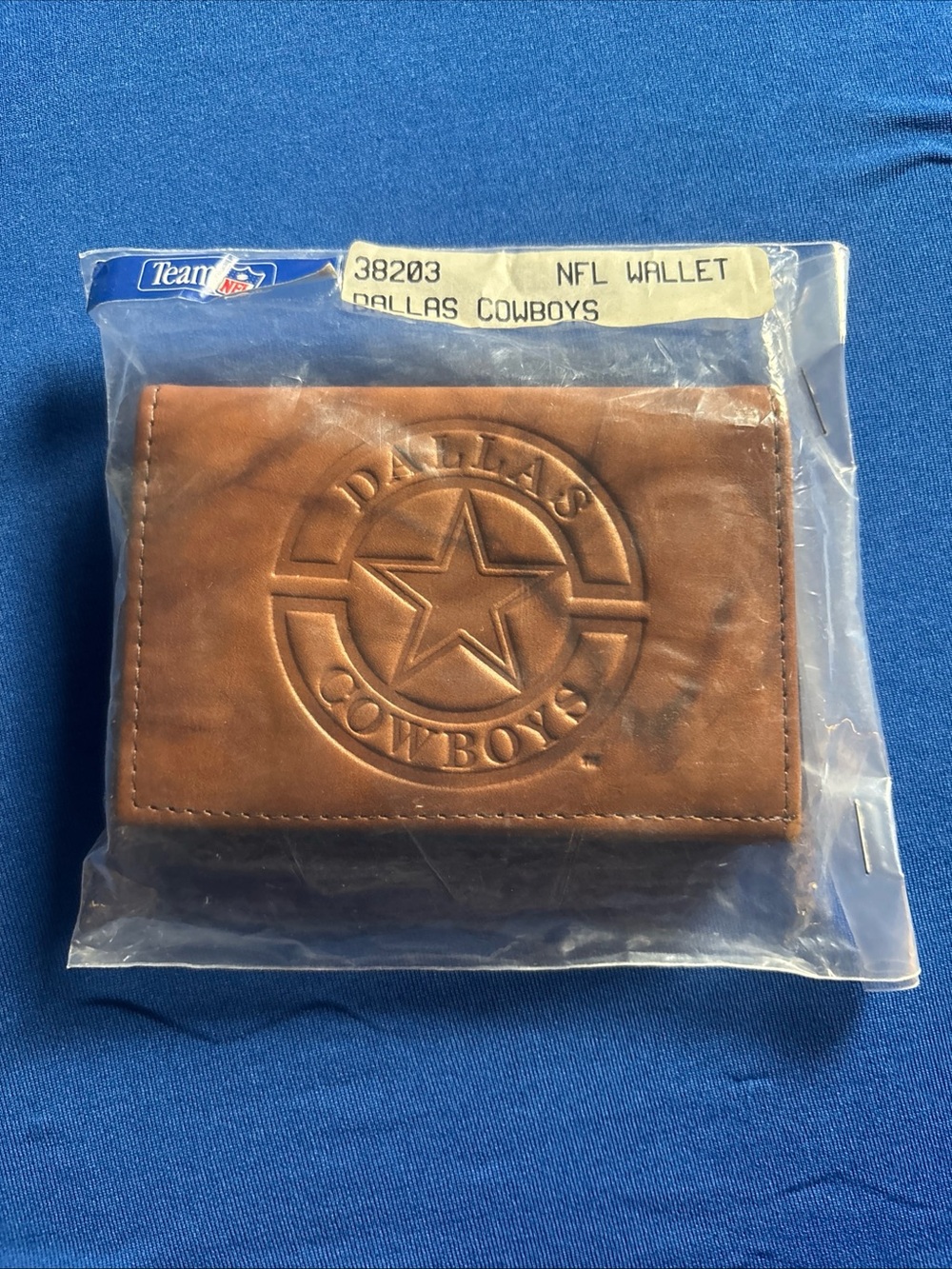 Vintage Team NFL Dallas Cowboys Brown Leather Bifold Wallet. BRAND NEW